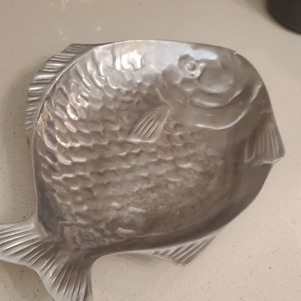 Arthur Court Signed  1976 Large Fish Platter without Eye - Picture 5 of 5